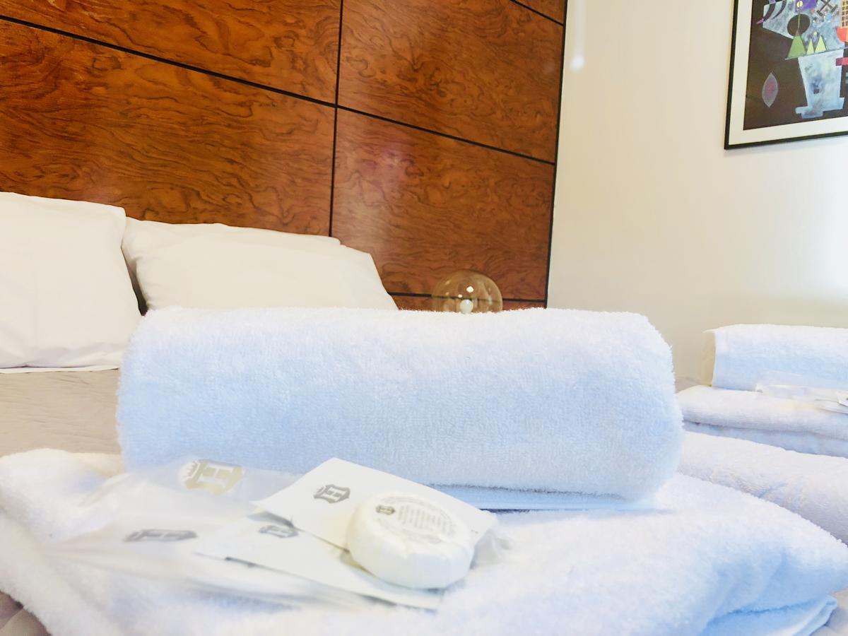 Suites Rooms Valencia Luaran gambar